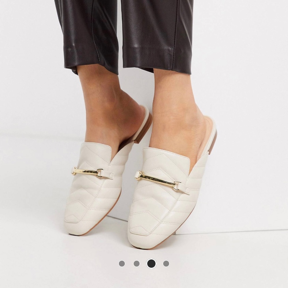 Stradivarius Off-White Padded Mules